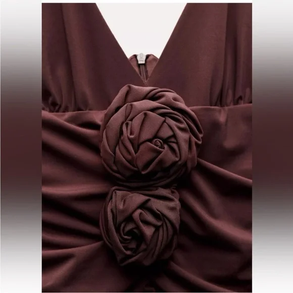 ZARA TEXTURED FLORAL MIDI DRESS - Picture 6 of 6